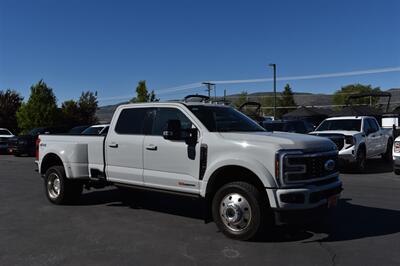 2025 Ford F-450 Super Duty Platinum Truck