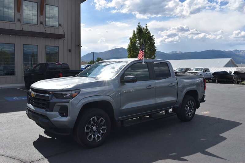 2024 Chevrolet Colorado LT - Photo 2 - Heber City, UT 84032