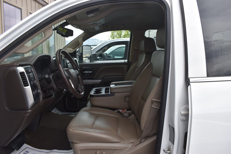 2016 Chevrolet Silverado 3500HD LTZ - Photo 17 - Heber City, UT 84032