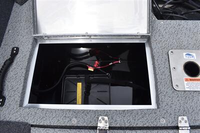 2026 Lowe Fishing Machine 1675 Walk Thru 90hp Mercury 4-Stroke   - Photo 12 - Heber City, UT 84032