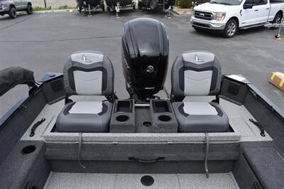 2026 Lowe Fishing Machine 1675 Walk Thru 90hp Mercury 4-Stroke   - Photo 14 - Heber City, UT 84032