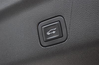 2025 GMC Yukon XL Denali - Photo 11 - Heber City, UT 84032