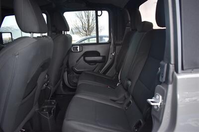 2022 Jeep Gladiator Sport S   - Photo 13 - Heber City, UT 84032