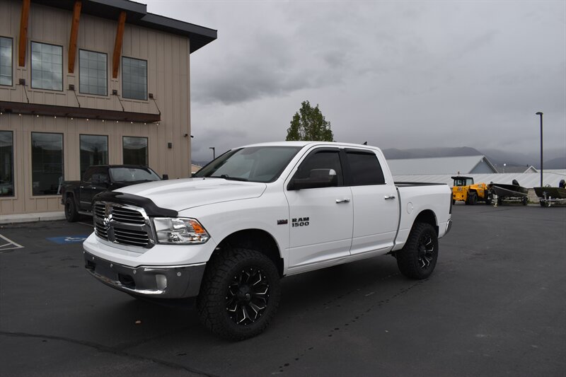 2018 RAM 1500 SLT  