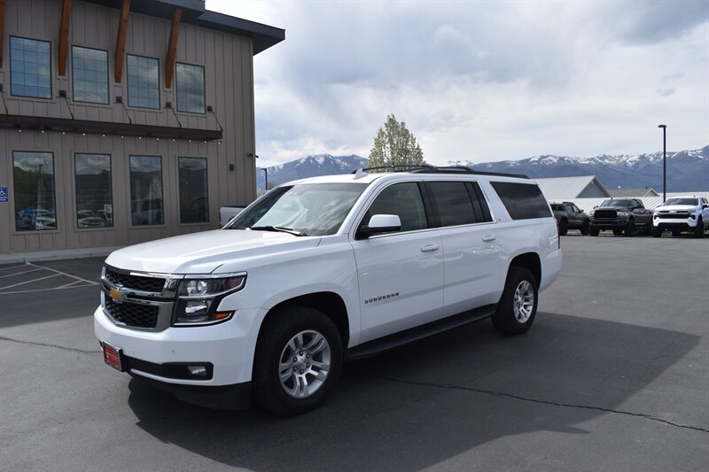 2020 Chevrolet Suburban LT  