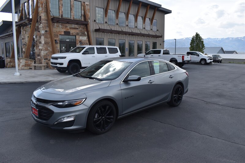 2024 Chevrolet Malibu LT - Photo 2 - Heber City, UT 84032