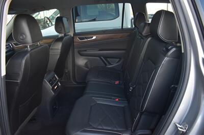 2025 Volkswagen Atlas SE 4Motion   - Photo 13 - Heber City, UT 84032