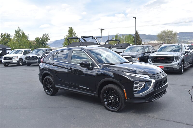 2025 Mitsubishi Eclipse Cross LE S-AWC's photo