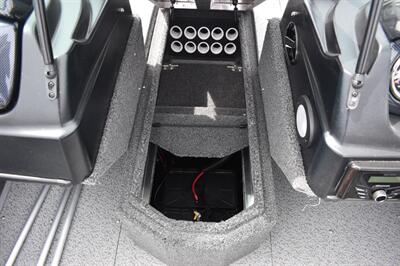 2026 Lowe FM1775 Walk Thru 115hp ELPT PRO XS 4S   - Photo 22 - Heber City, UT 84032