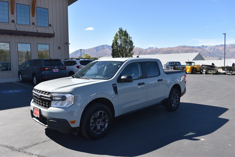 2024 Ford Maverick XLT  