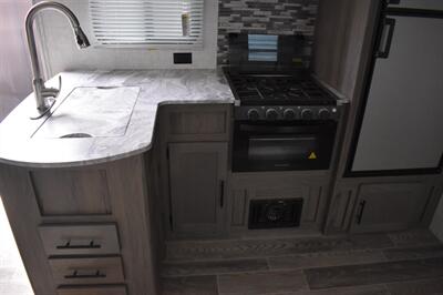 2022 Gulf Stream Ameri-Lite 279BH   - Photo 15 - Heber City, UT 84032