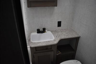 2022 Gulf Stream Ameri-Lite 279BH   - Photo 28 - Heber City, UT 84032