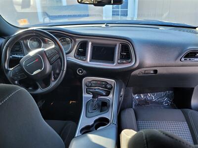2022 Dodge Challenger SXT   - Photo 7 - Goodyear, AZ 85338