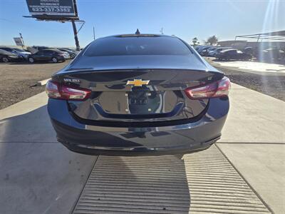 2022 Chevrolet Malibu LT   - Photo 5 - Goodyear, AZ 85338