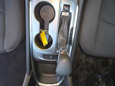 2022 Chevrolet Malibu LT   - Photo 10 - Goodyear, AZ 85338