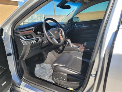 2017 Cadillac XTS Luxury - Photo 2 - Goodyear, AZ 85338