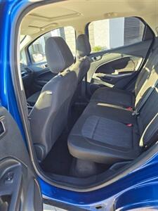 2020 Ford Escort SE - Photo 7 - Goodyear, AZ 85338