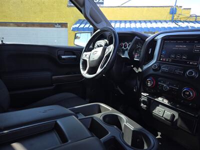 2019 Chevrolet Silverado 1500 LT   - Photo 8 - Goodyear, AZ 85338