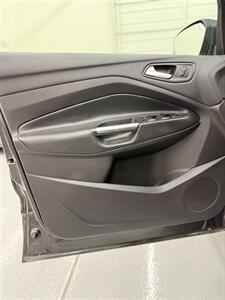 2018 Ford Escape SE - Photo 11 - Albuquerque, NM 87123