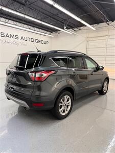 2018 Ford Escape SE - Photo 10 - Albuquerque, NM 87123