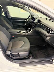 2024 Toyota Camry LE   - Photo 21 - Albuquerque, NM 87123