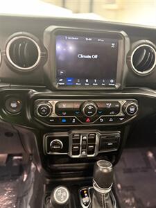 2023 Jeep Wrangler Sahara 4xe - Photo 10 - Albuquerque, NM 87123