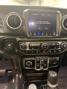 2023 Jeep Wrangler Sahara 4xe - Photo 16 - Albuquerque, NM 87123