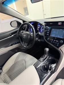 2020 Toyota Camry SE   - Photo 15 - Albuquerque, NM 87123