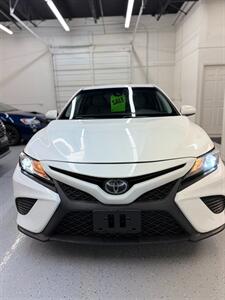 2020 Toyota Camry SE   - Photo 3 - Albuquerque, NM 87123