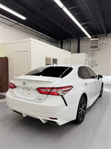 2020 Toyota Camry SE   - Photo 7 - Albuquerque, NM 87123