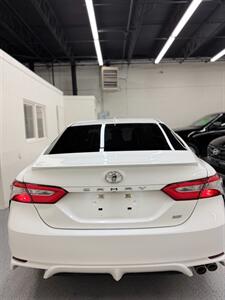 2020 Toyota Camry SE   - Photo 5 - Albuquerque, NM 87123