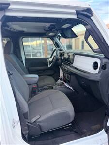 2025 Jeep Wrangler Sahara   - Photo 12 - Albuquerque, NM 87123
