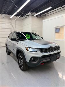 2025 Jeep Compass Trailhawk   - Photo 1 - Albuquerque, NM 87123