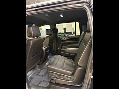 2023 Chevrolet Suburban Premier   - Photo 11 - Albuquerque, NM 87123
