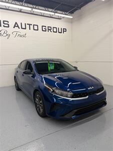 2024 Kia Forte LXS - Photo 2 - Albuquerque, NM 87123