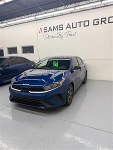 2024 Kia Forte LXS - Photo 4 - Albuquerque, NM 87123