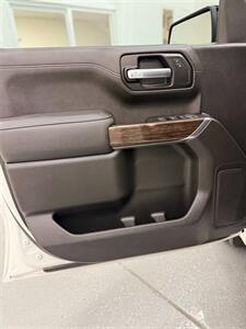 2022 GMC Sierra 1500 Limited Elevation - Photo 9 - Albuquerque, NM 87123