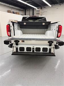 2022 GMC Sierra 1500 Limited Elevation - Photo 18 - Albuquerque, NM 87123