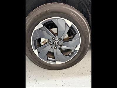2025 Nissan Rogue SV - Photo 4 - Albuquerque, NM 87123