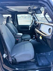 2025 Jeep Wrangler Willys   - Photo 77 - Albuquerque, NM 87123