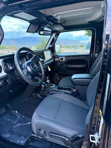 2025 Jeep Wrangler Willys   - Photo 79 - Albuquerque, NM 87123