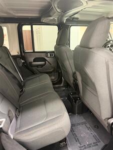 2025 Jeep Wrangler Willys   - Photo 23 - Albuquerque, NM 87123