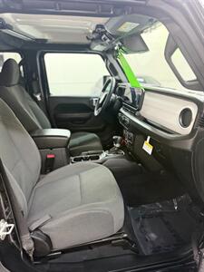 2025 Jeep Wrangler Willys   - Photo 42 - Albuquerque, NM 87123