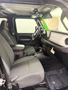 2025 Jeep Wrangler Willys   - Photo 28 - Albuquerque, NM 87123