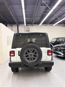 2025 Jeep Wrangler Sport S - Photo 19 - Albuquerque, NM 87123