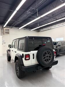 2025 Jeep Wrangler Sport S - Photo 5 - Albuquerque, NM 87123