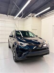 2018 Toyota RAV4 LE - Photo 2 - Albuquerque, NM 87123