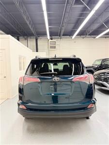2018 Toyota RAV4 LE - Photo 6 - Albuquerque, NM 87123