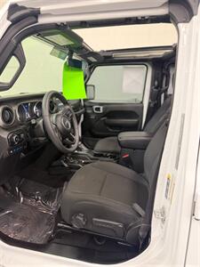 2023 Jeep Wrangler Willys 4xe - Photo 15 - Albuquerque, NM 87123