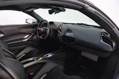 2023 Ferrari SF90 Spider   - Photo 27 - Houston, TX 77092